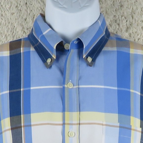 St. John's Bay* Men's Short Sleeve Button Down Curved Hem Pocket Shirt~ Large - Picture 6 of 13